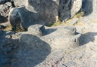 COMPLEJO ARQUEOLOGICO QENKO, QUENCO O KENKO 10