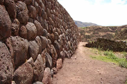 PARQUE ARQUEOLOGICO TIPON - COMPLEJO SINKUNAKANCHA 07