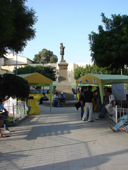 PLAZUELA IGNACIO MERINO DE LA CIUDAD DE PIURA 03